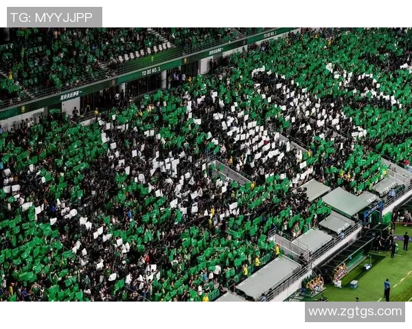 足球俱乐部如何打造独特品牌效应提升球队竞争力与球迷忠诚度